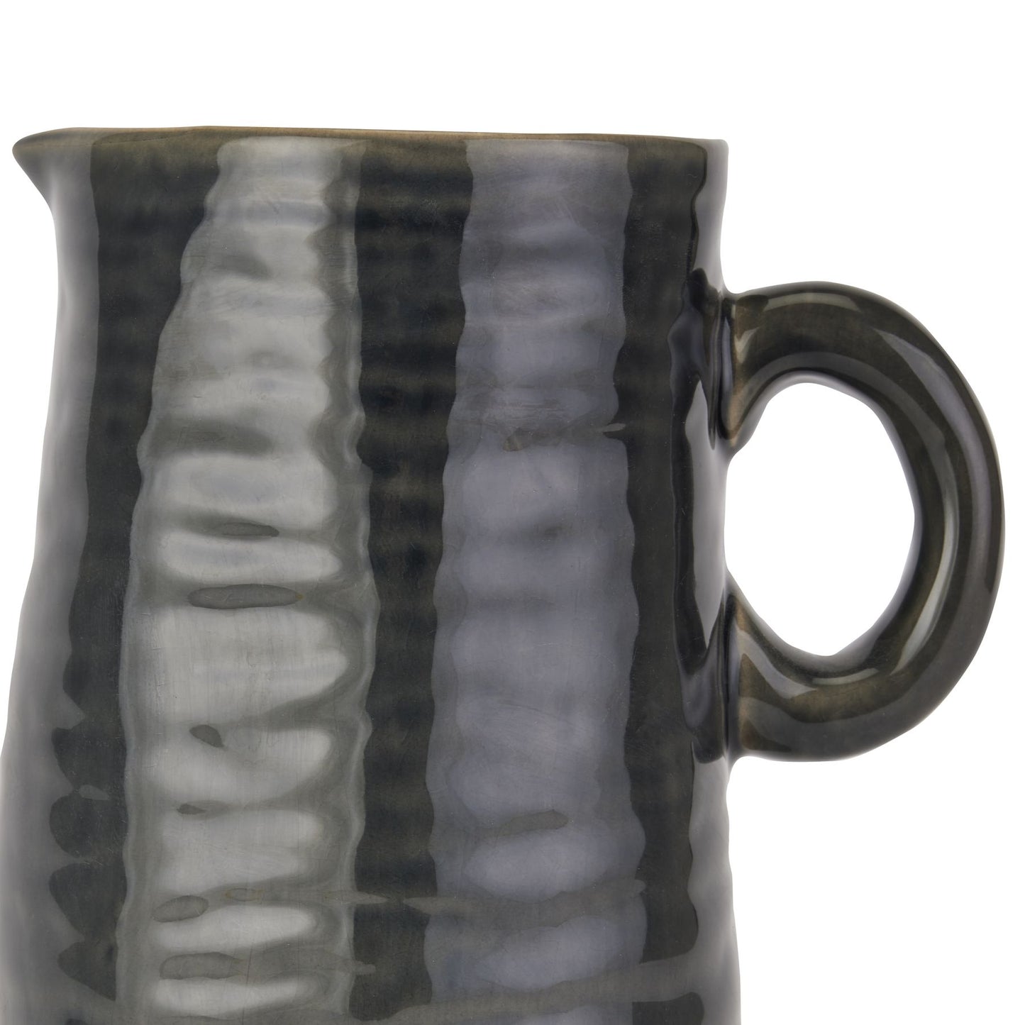 Ceramic mug with ribbed texture and handle on a white background
